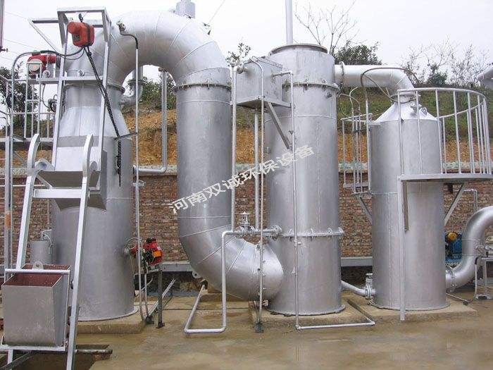 生活垃圾焚燒爐的特點: